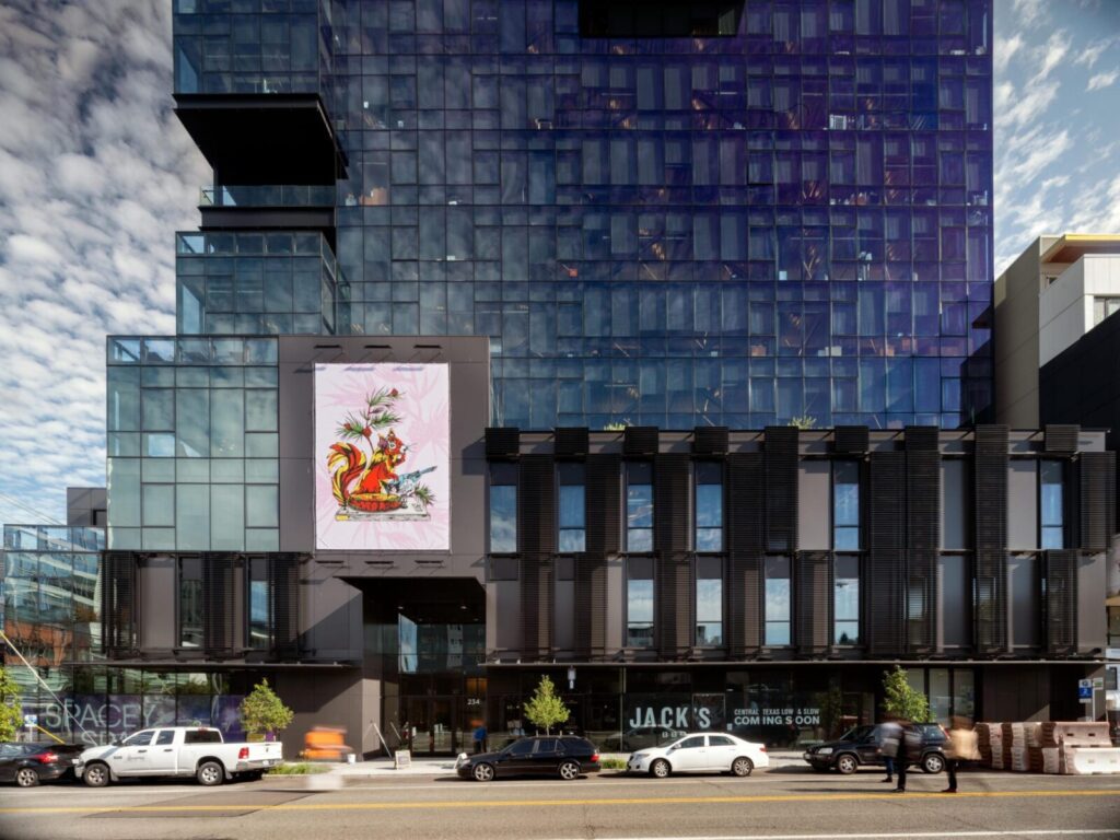 Exterior shot of the 9th & Thomas building
