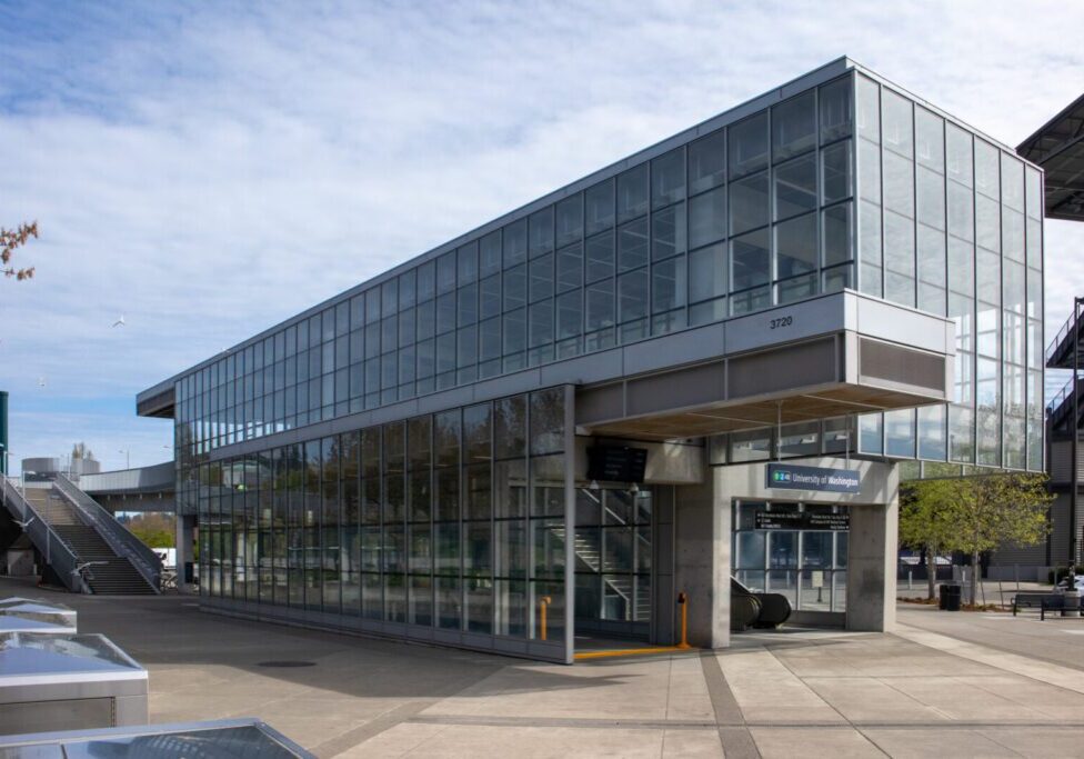 UW Modernism tour with Seattle Architecture Foundation